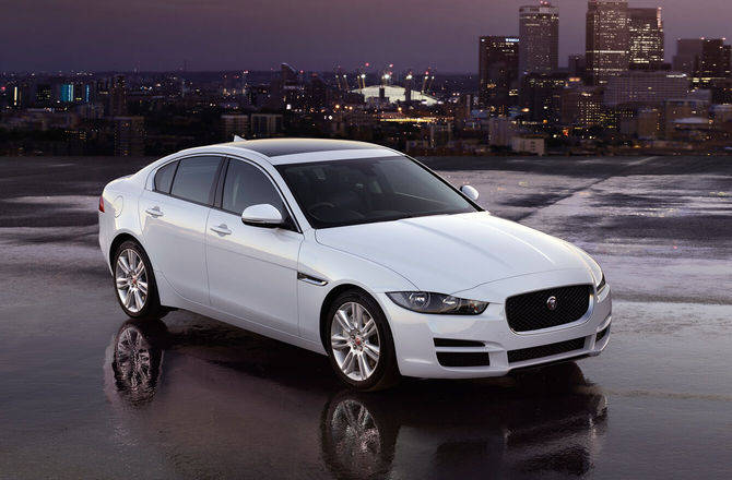 Jaguar XE